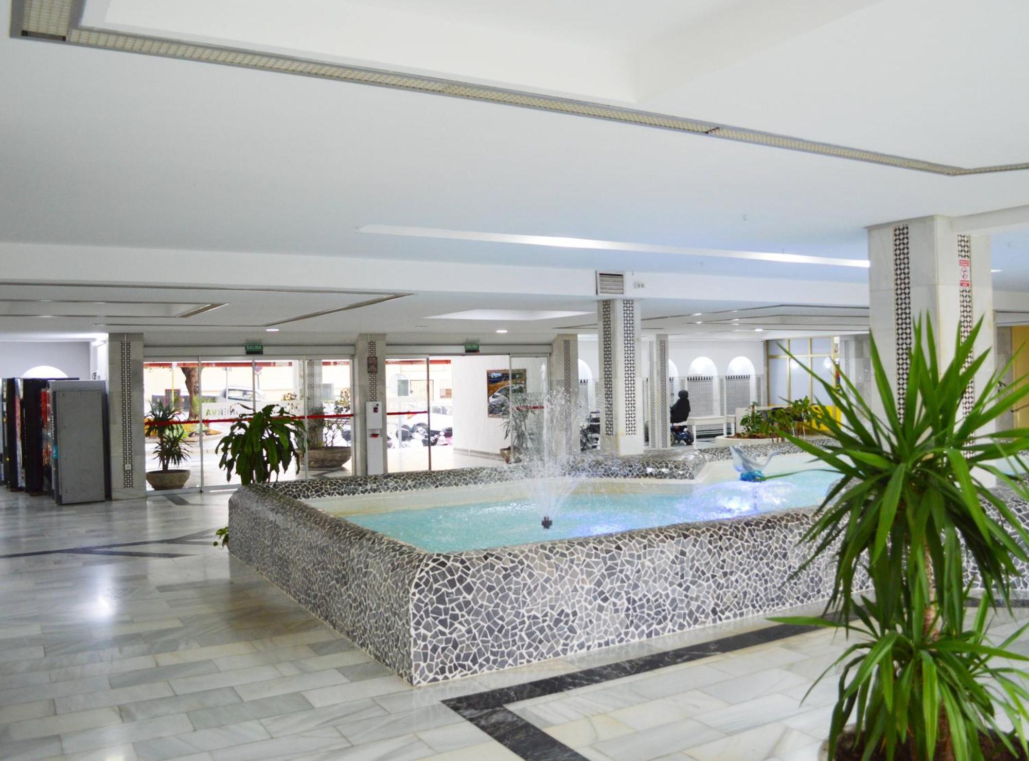 Apart With Swimming Pool Open All Year بينالماذينا المظهر الخارجي الصورة