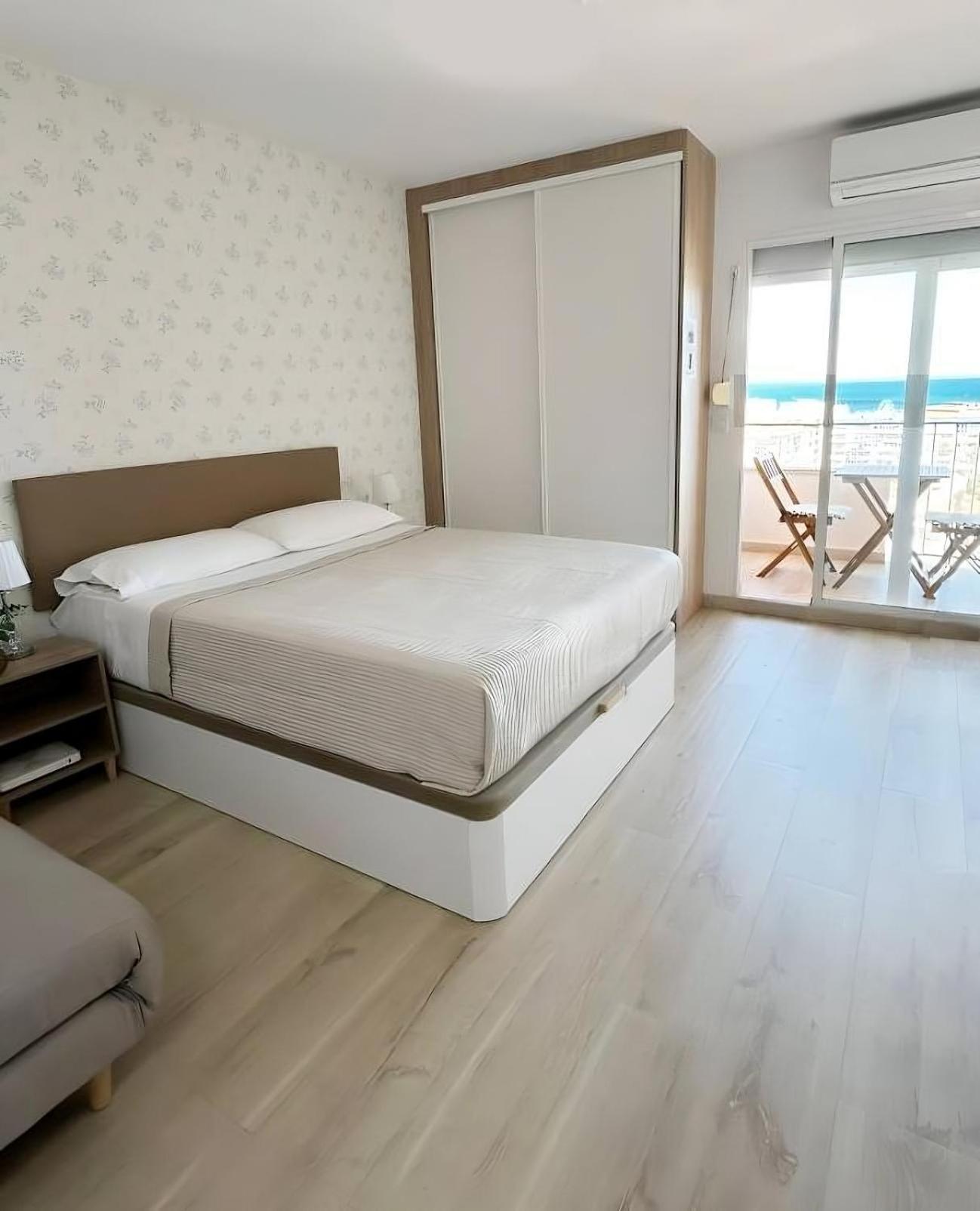 Apart With Swimming Pool Open All Year بينالماذينا المظهر الخارجي الصورة